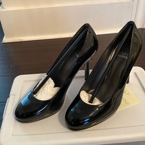 Stuart weitzman patent leather pump